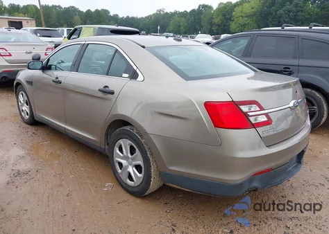 2016 Ford Police Interceptor z USA, uszkodzony, nr VIN 1FAHP2MK5GG155169